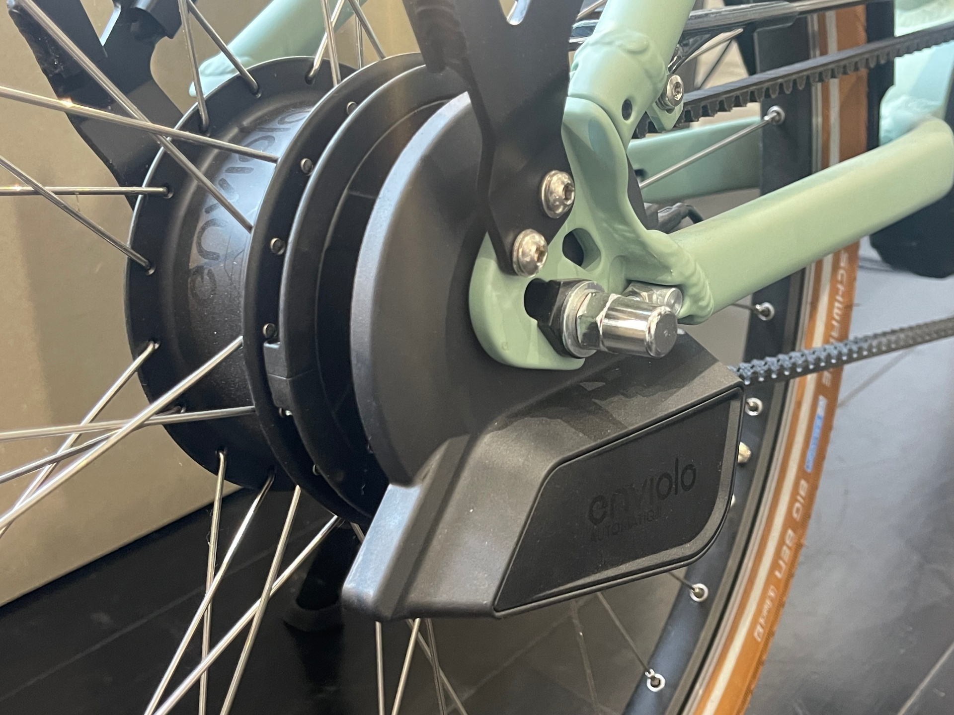 Enviolo Automatiq system installed on an e-bike showing the automatic shifting hub